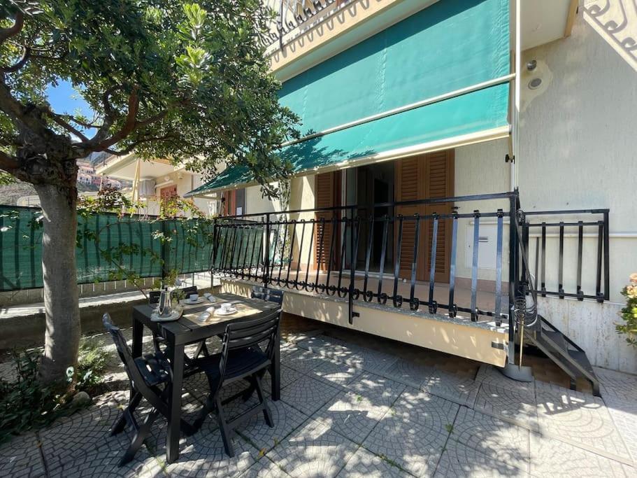 피에트라리구레 Free Parking Casa Con Giardino - Centro Mare A 5 Minuti 아파트 외부 사진