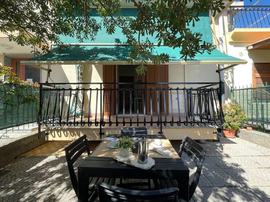 피에트라리구레 Free Parking Casa Con Giardino - Centro Mare A 5 Minuti 아파트 외부 사진